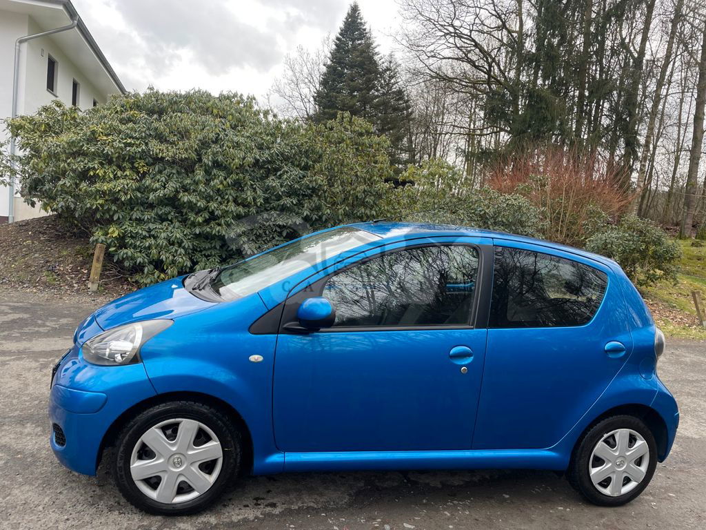 Toyota Aygo X 2011