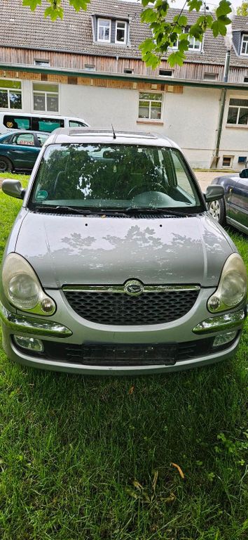 Daihatsu Sirion 2003