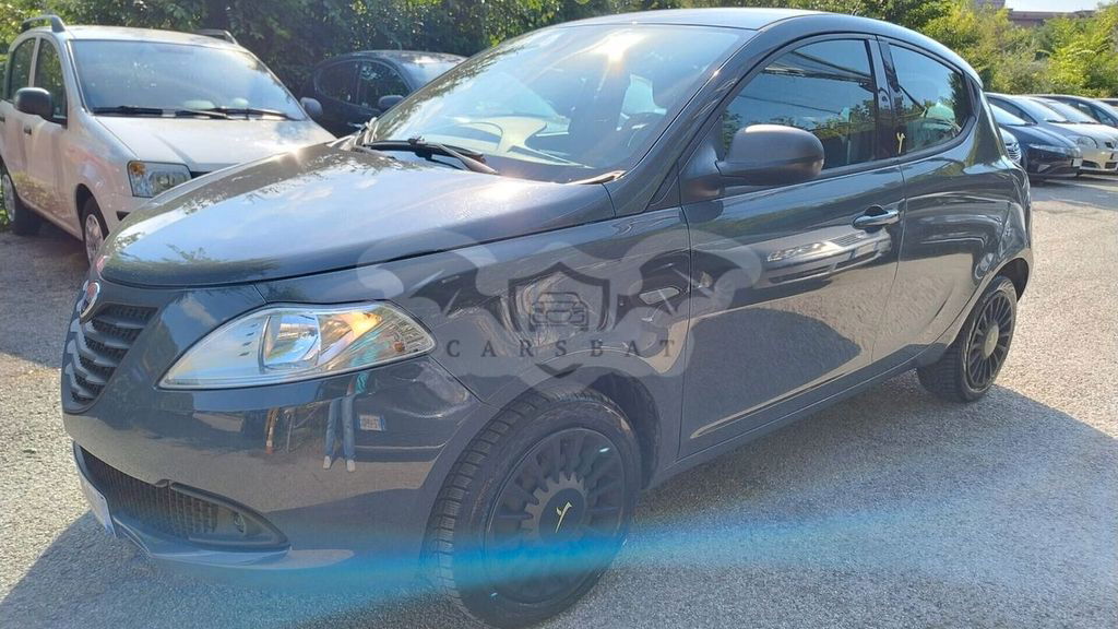 Lancia Ypsilon 2014