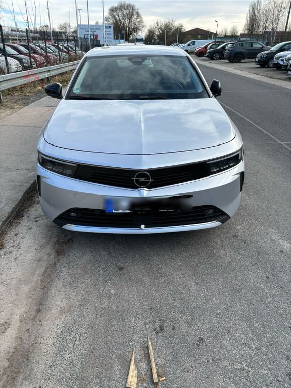 Opel Astra 2023