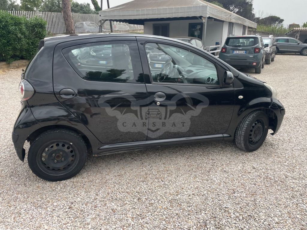 Toyota Aygo X 2010
