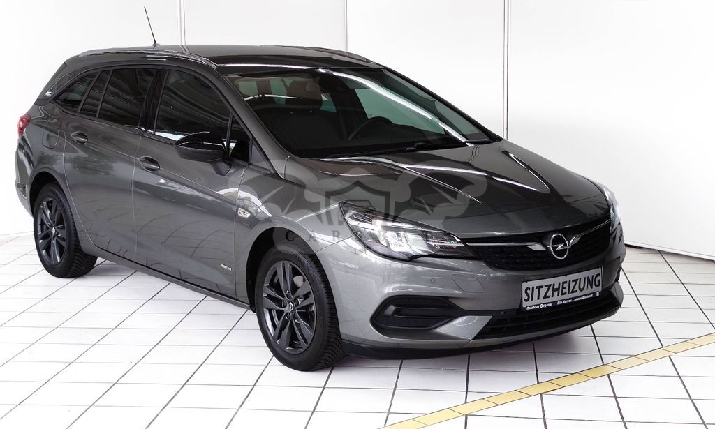 Opel Astra 2022