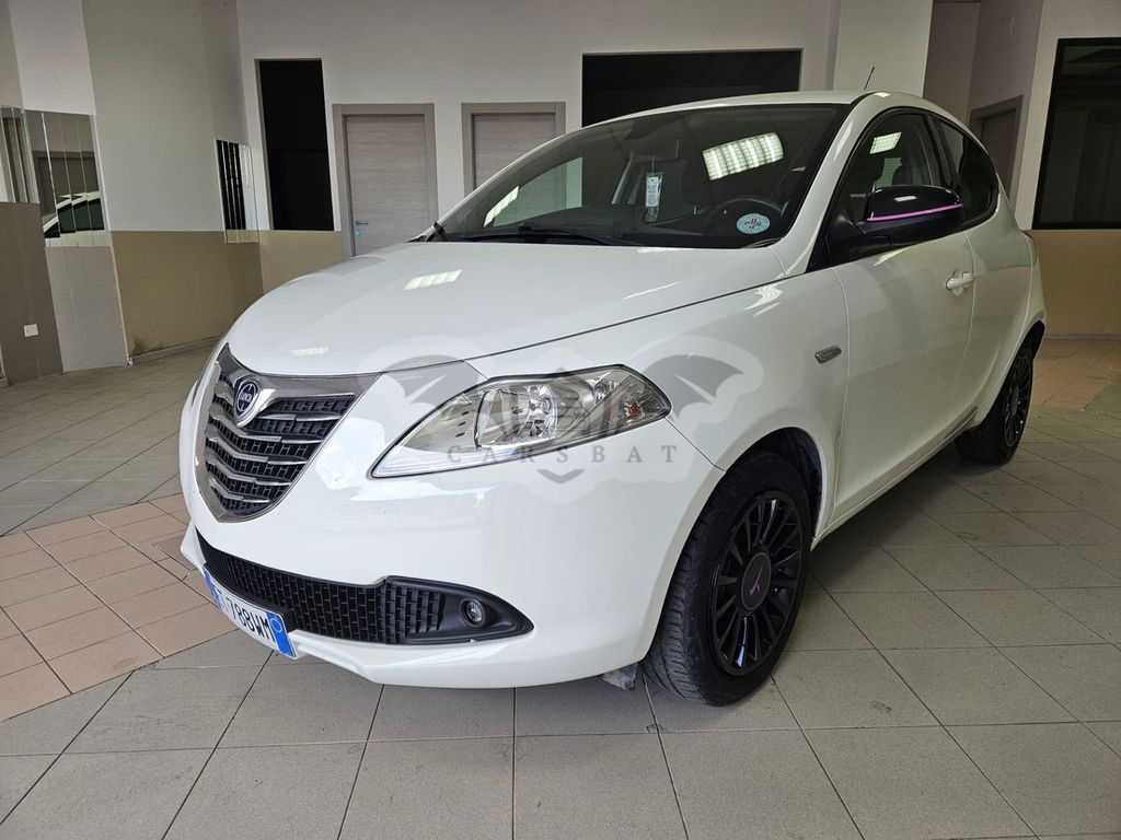Lancia Ypsilon 2014
