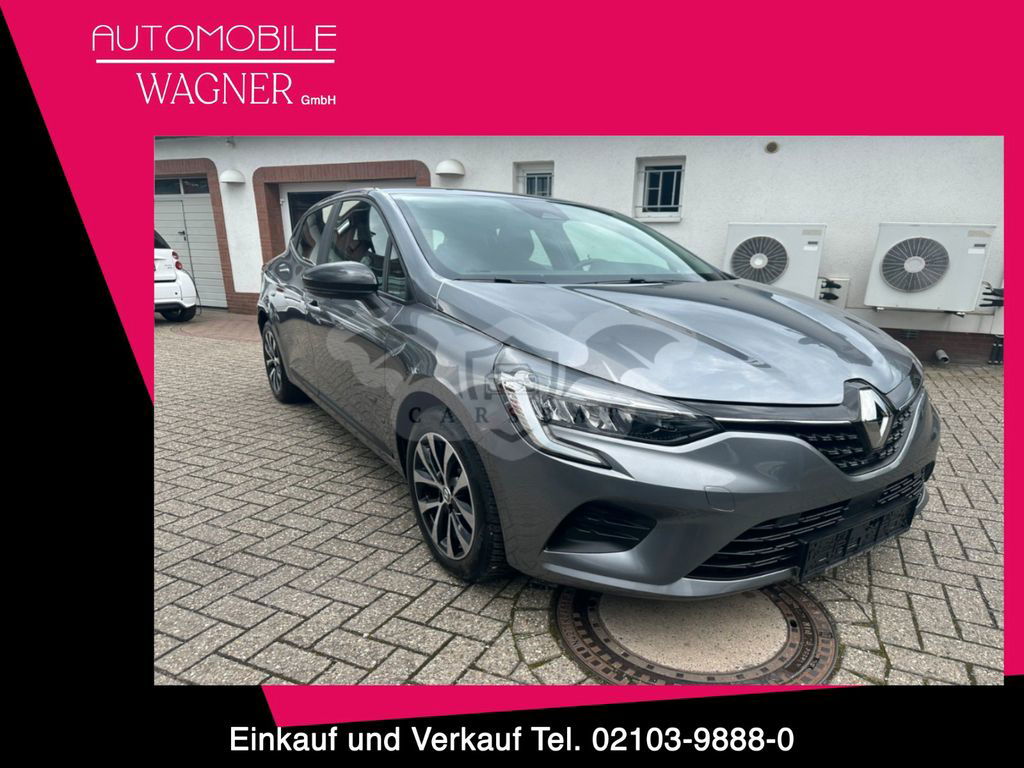Renault Clio 2023
