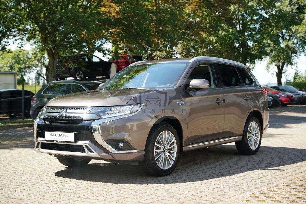 Mitsubishi Outlander 2021