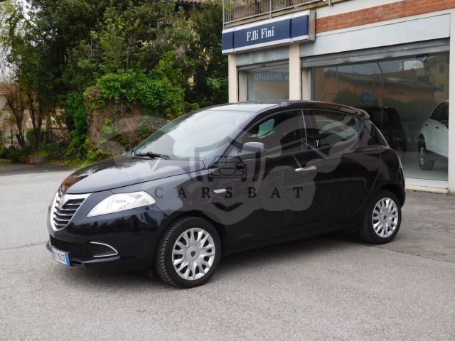 Lancia Ypsilon 2012