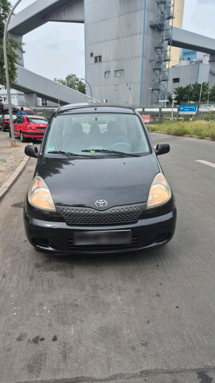 Toyota Verso 2000