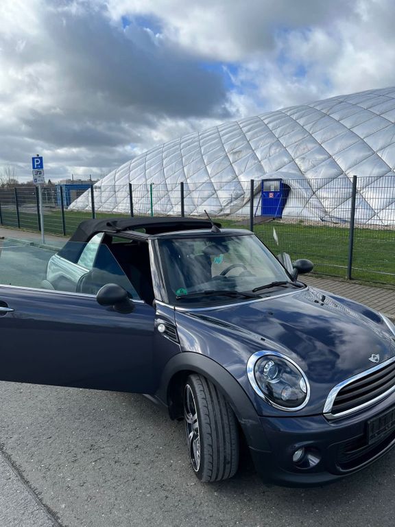 Mini Cabrio 2012