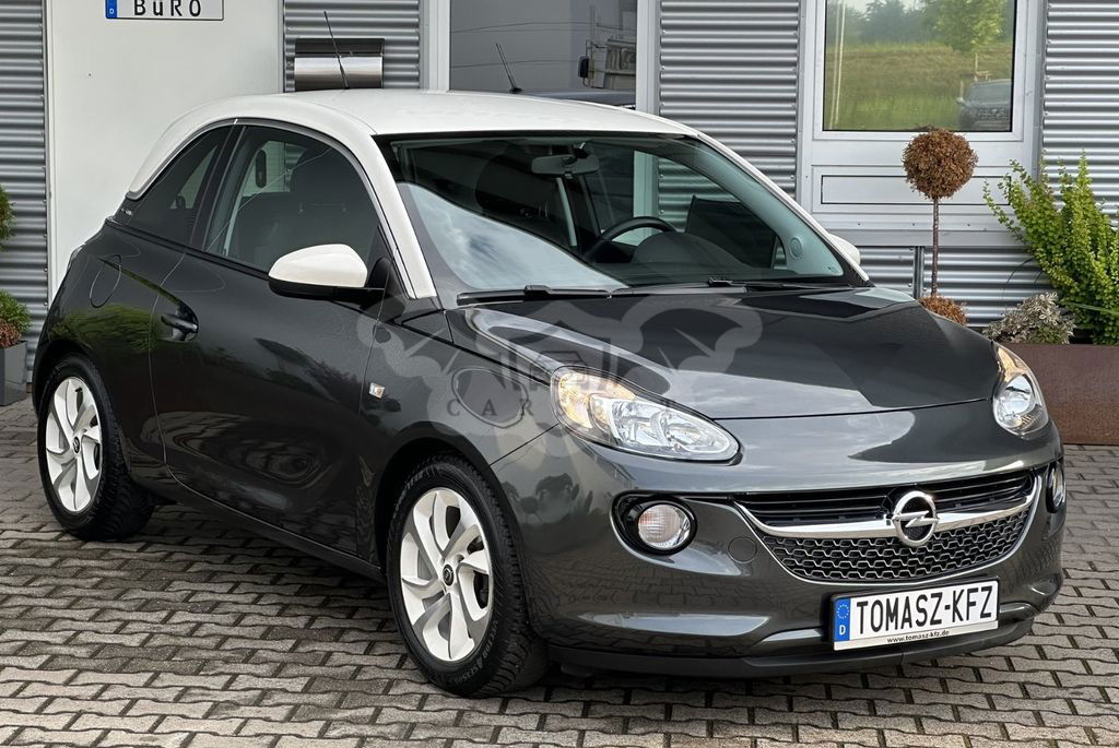 Opel Adam 2016