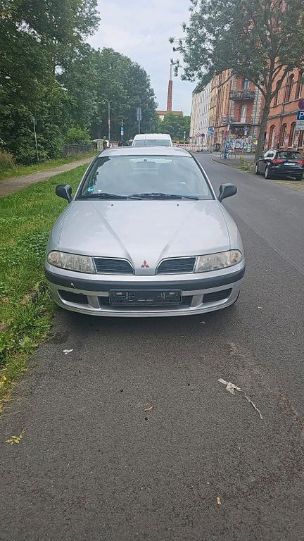Mitsubishi Carisma 1999