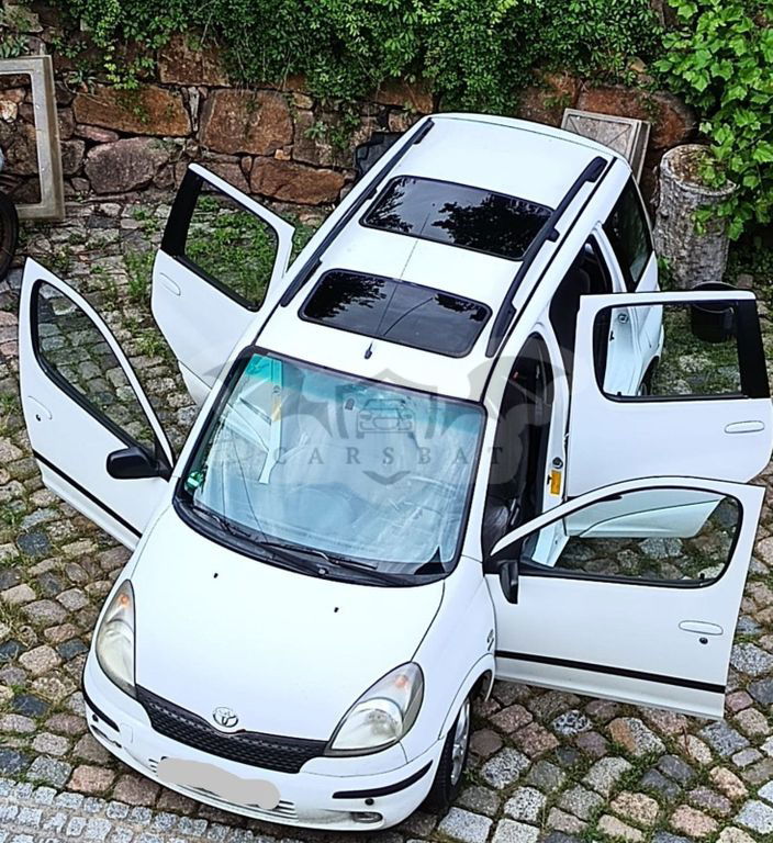 Toyota Verso 2001