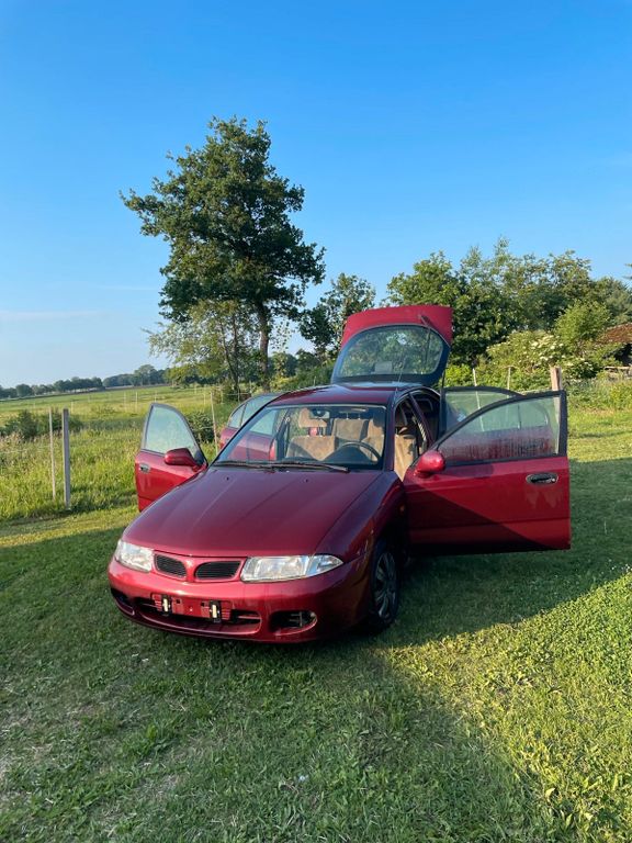 Mitsubishi Carisma 1996