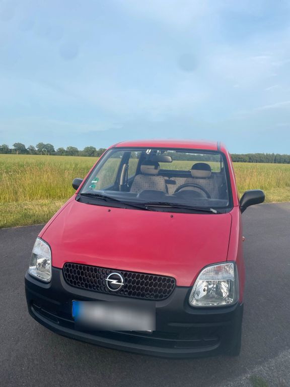 Opel Insignia 2003