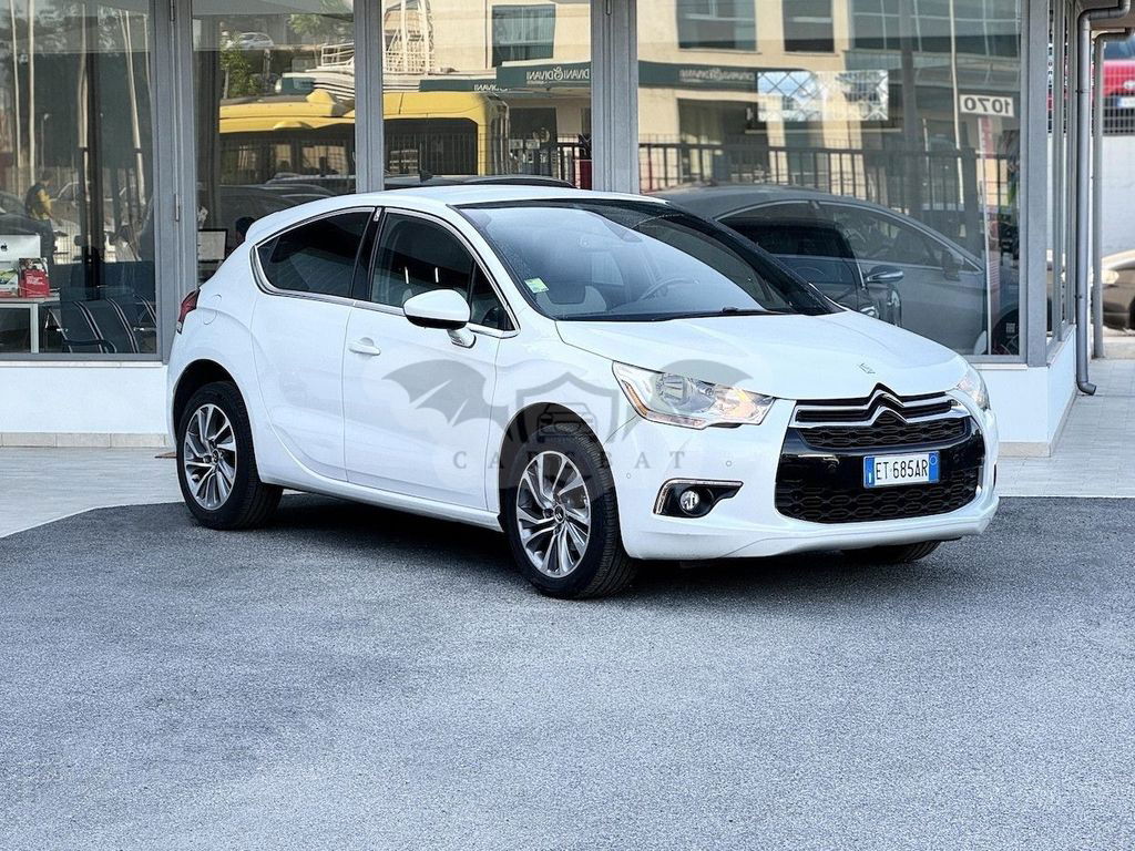 DS DS4 2013