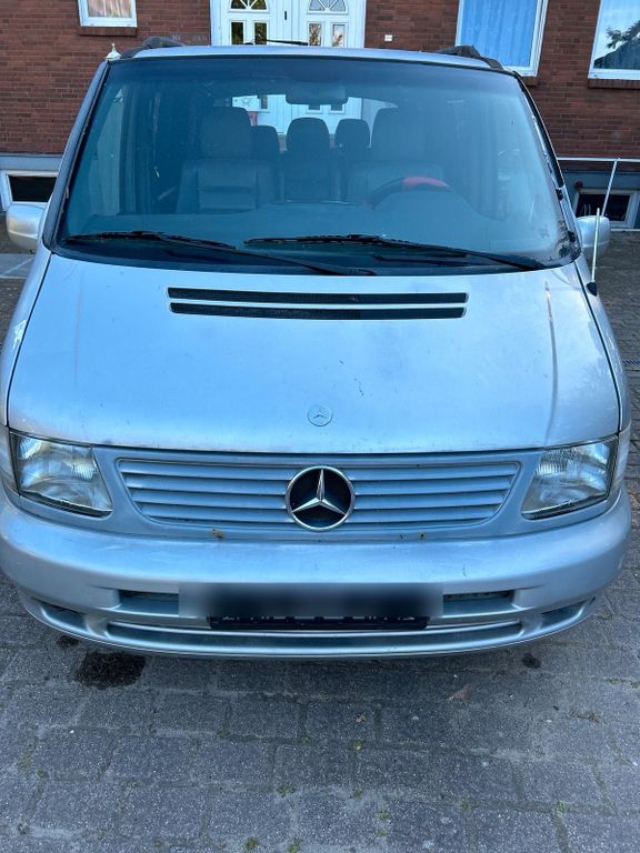 Mercedes-Benz V 220 2003