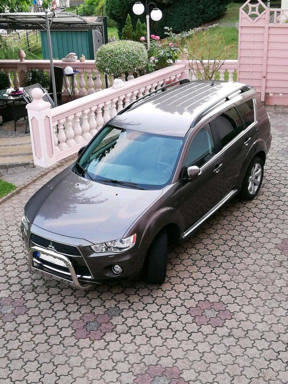 Mitsubishi Outlander 2012