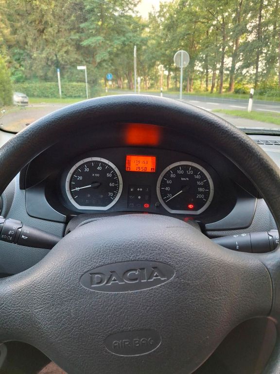Dacia Logan 2007