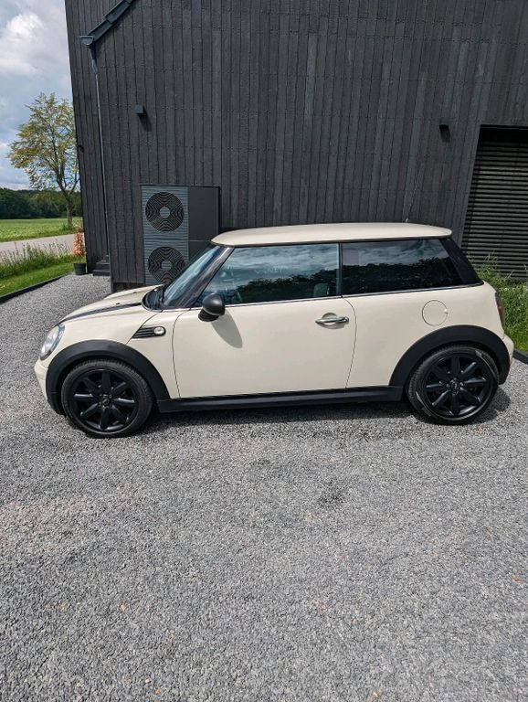 Mini One 2009
