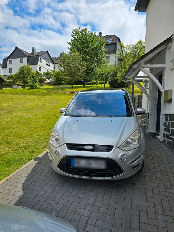 Ford S-Max 2012
