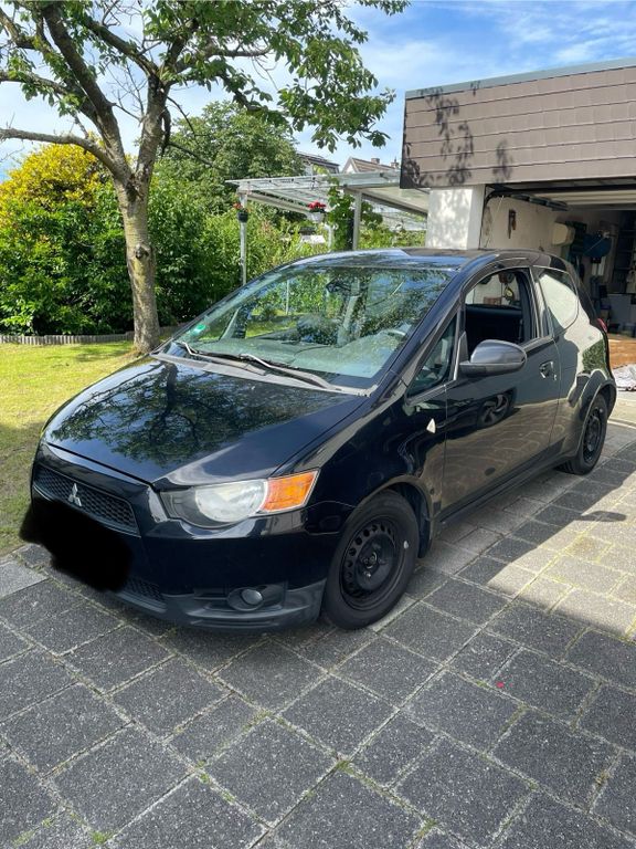 Mitsubishi Colt 2010