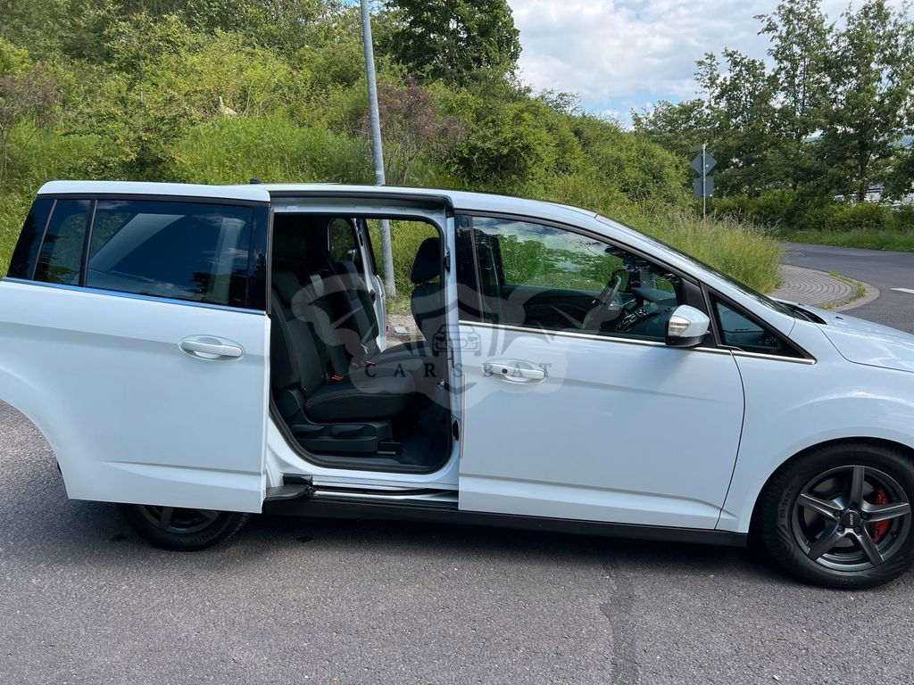 Ford Grand C-Max 2012