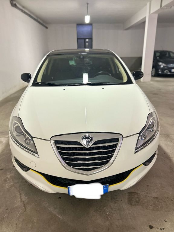 Lancia Delta 2014