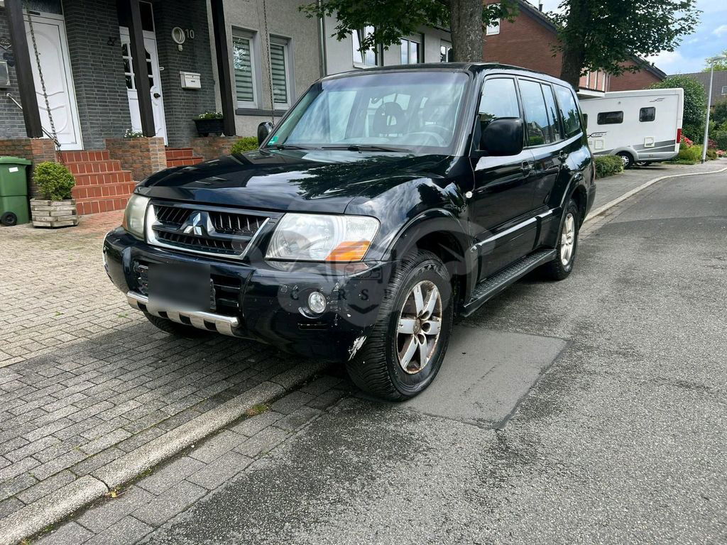 Mitsubishi Pajero 2006