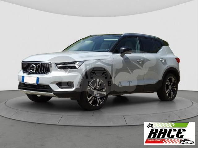 Volvo V40 2021