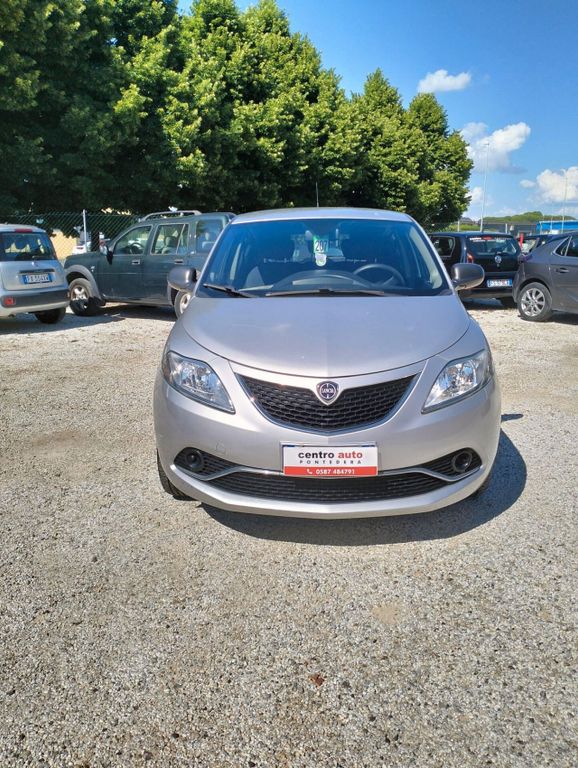 Lancia Ypsilon 2015