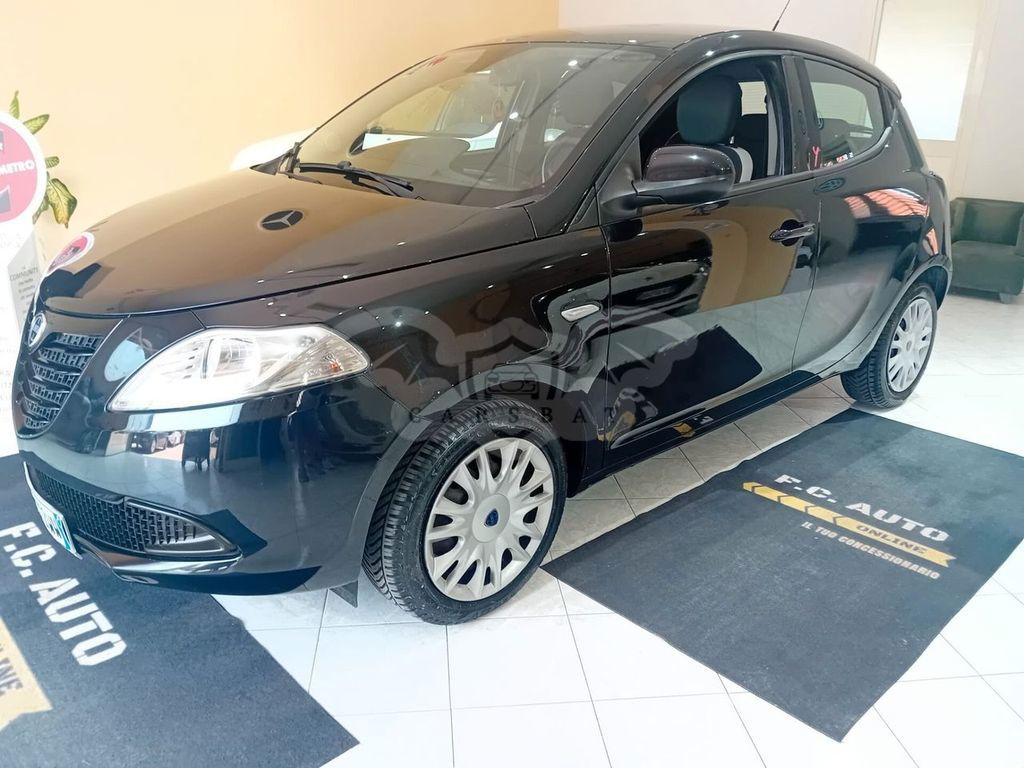 Lancia Ypsilon 2014