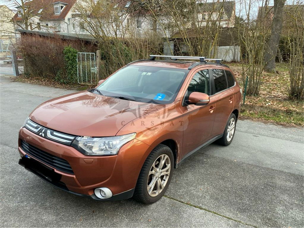 Mitsubishi Outlander 2013