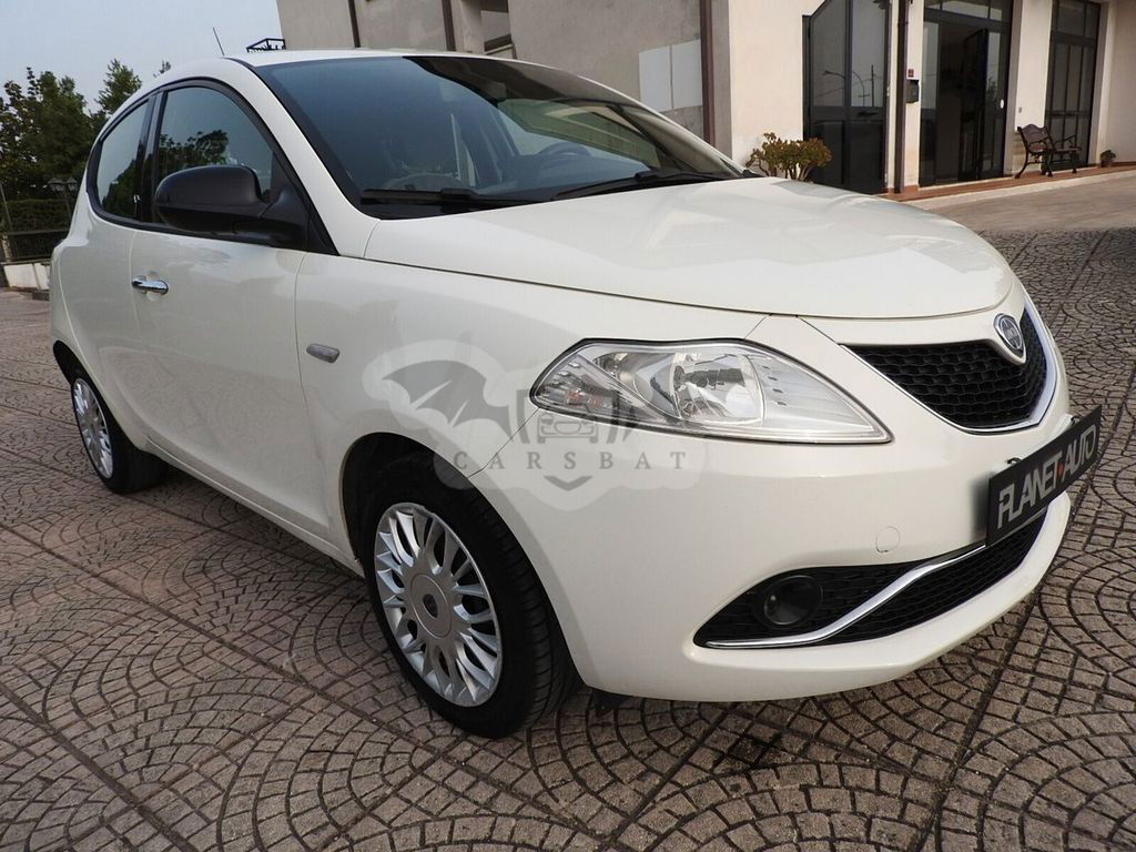 Lancia Ypsilon 2016