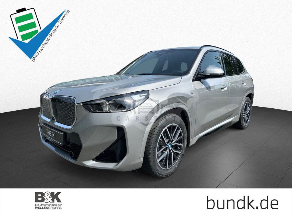 BMW iX1 2024