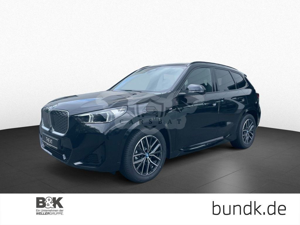BMW iX1 2024
