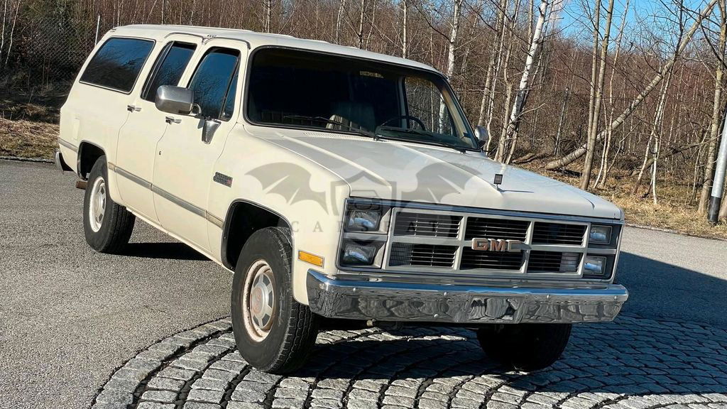 Chevrolet Suburban 1984