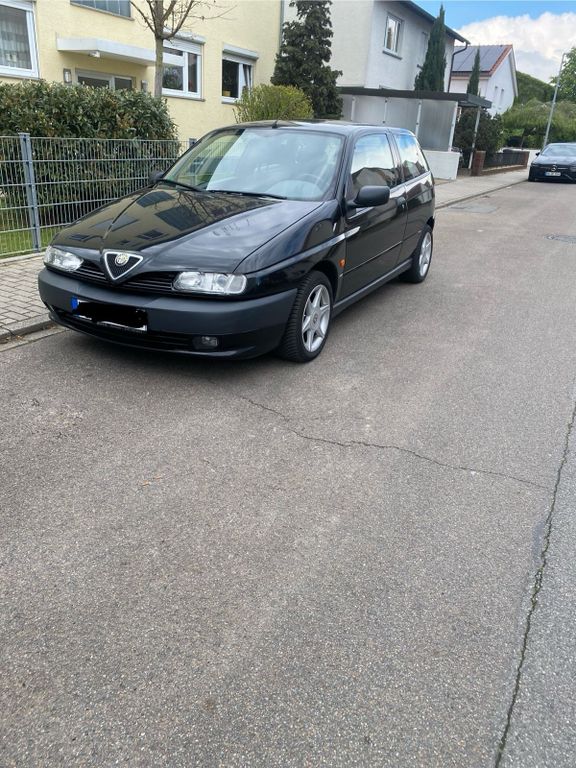 Alfa Romeo 145 1995