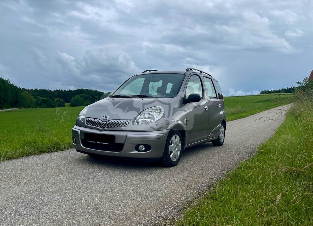 Toyota Verso 2004