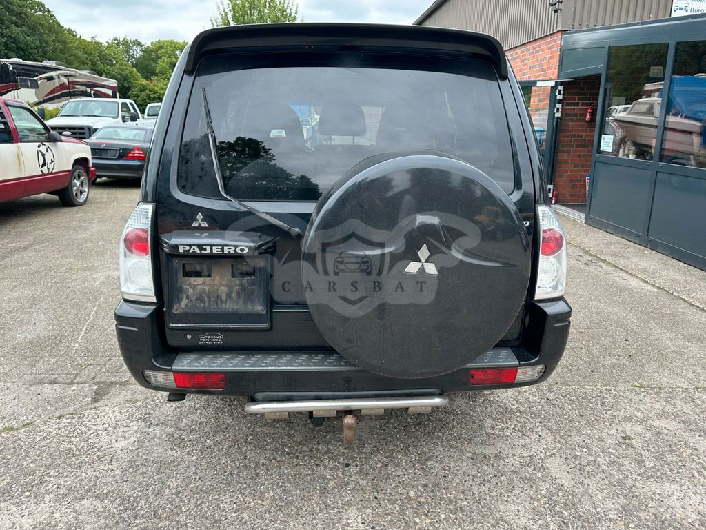 Mitsubishi Pajero 2006