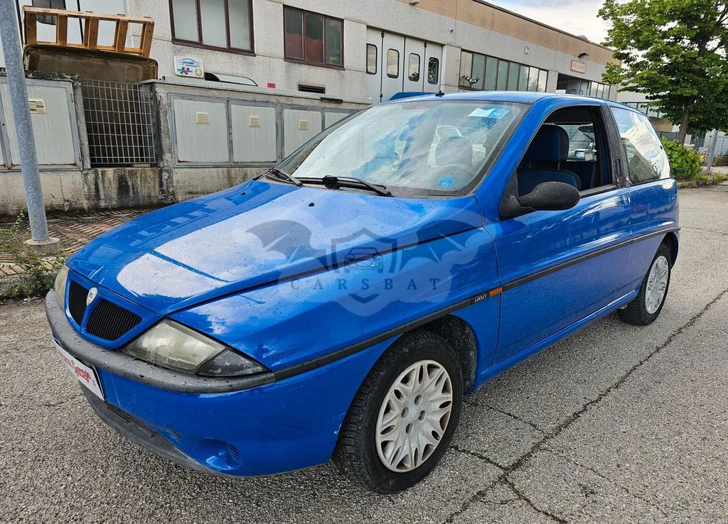 Lancia Ypsilon 2000