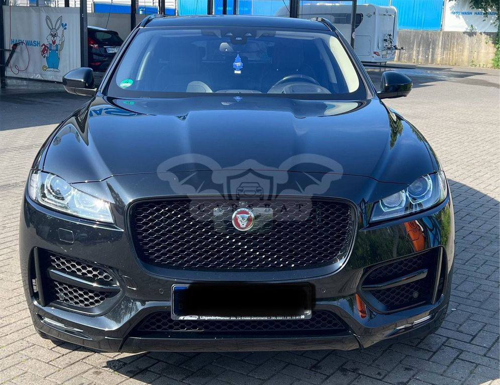 Jaguar F-Pace 2017