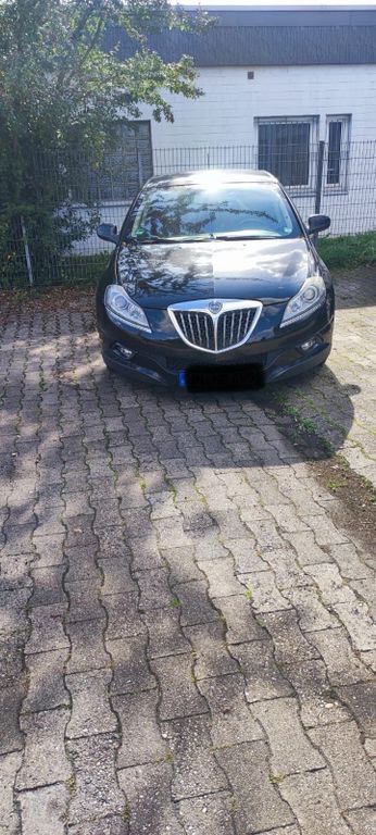 Lancia Delta 2009