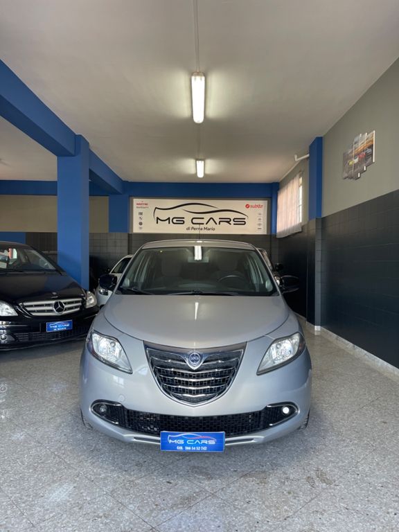Lancia Ypsilon 2014