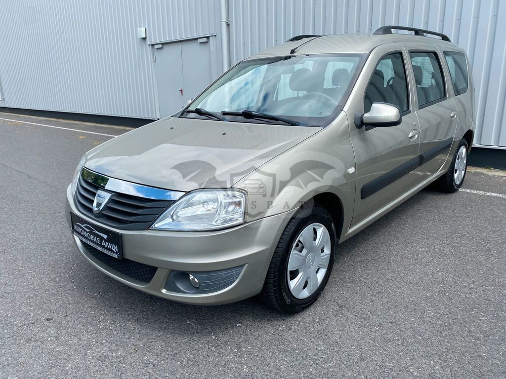 Dacia Logan 2011