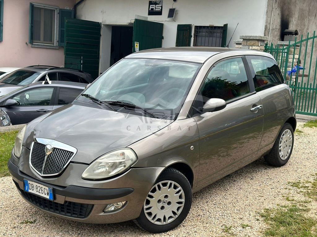 Lancia Ypsilon 2006