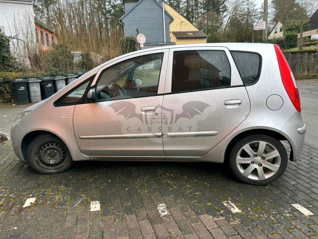 Mitsubishi Colt 2006