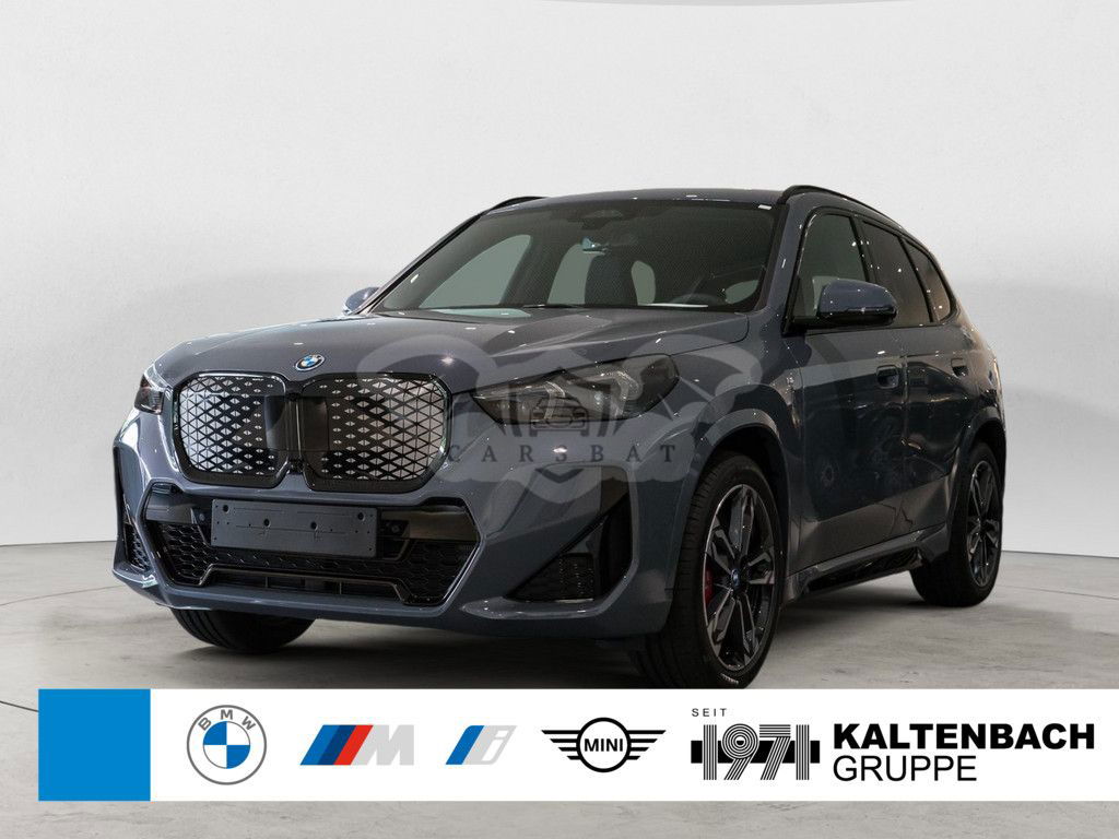 BMW iX1 2024