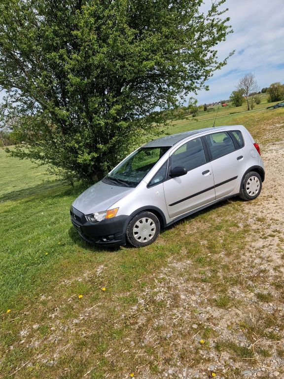 Mitsubishi Colt 2010
