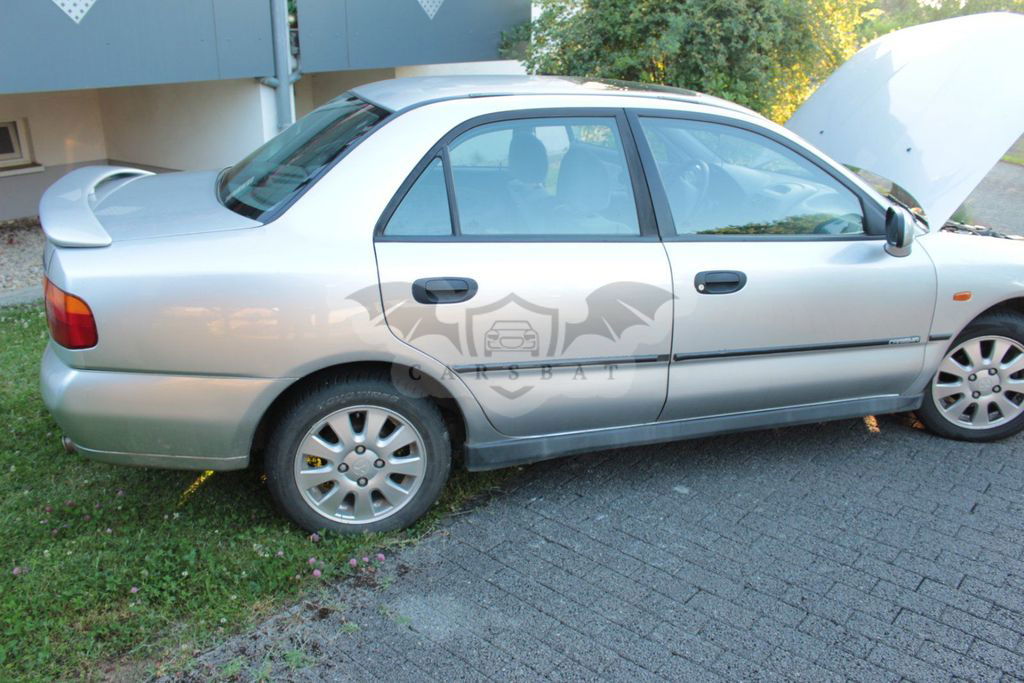 Mitsubishi Carisma 1997