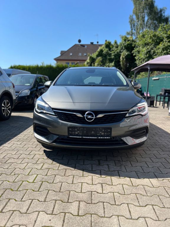 Opel Astra 2020