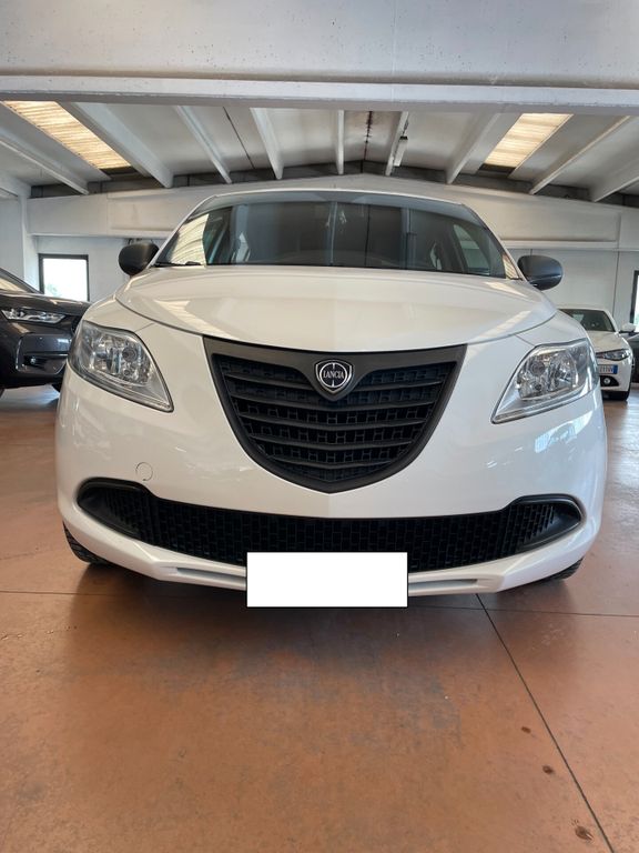 Lancia Ypsilon 2015